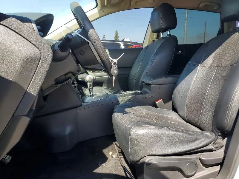 2011 NISSAN ROGUE S  
