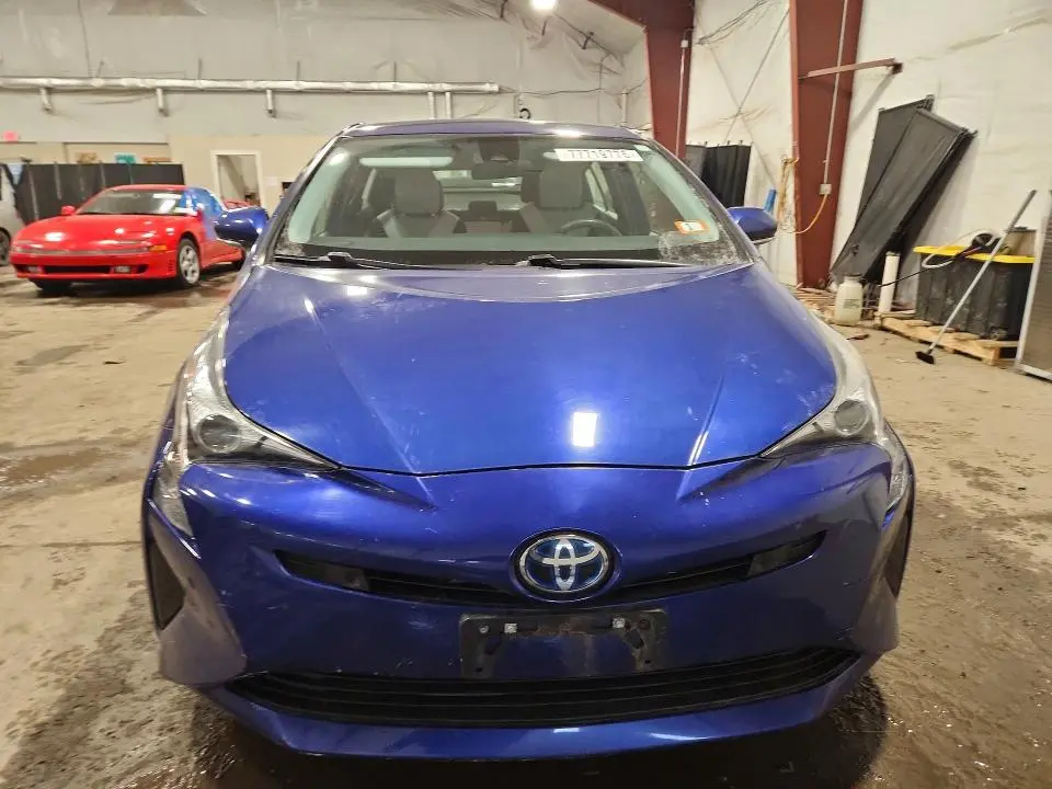 2018 TOYOTA PRIUS   
