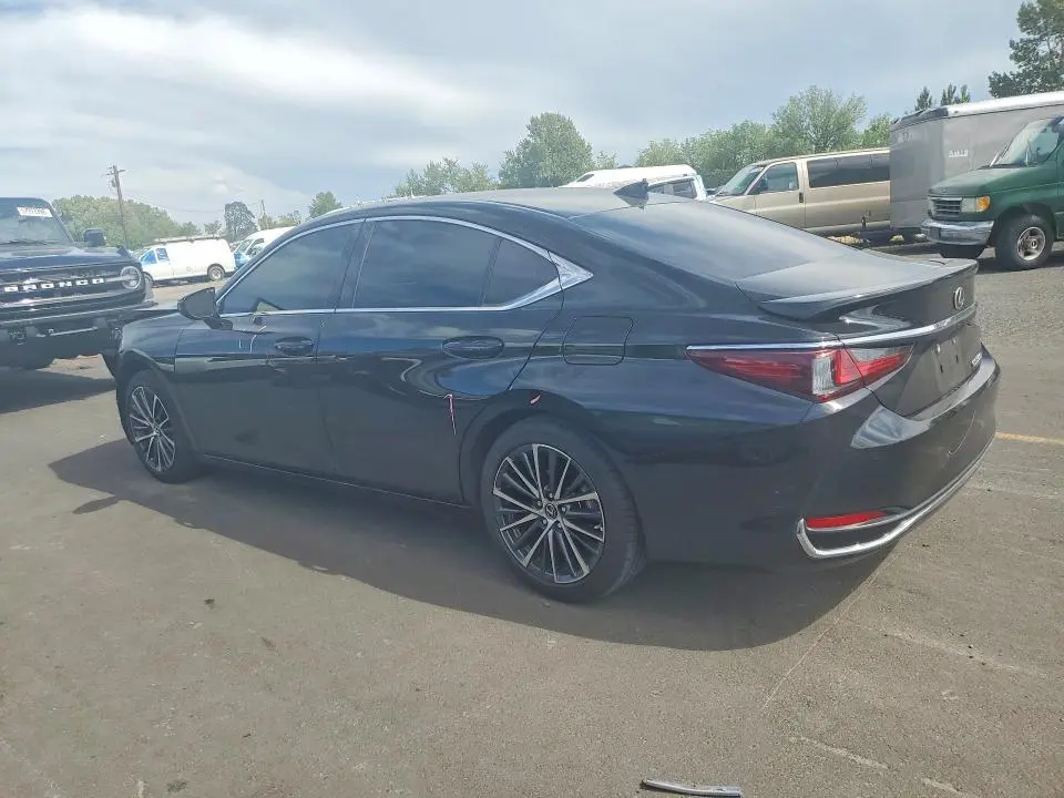 2025 LEXUS ES 300H BASE  