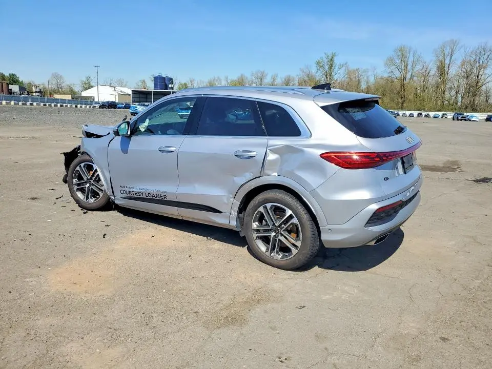 2025 AUDI Q5 PREMIUM  