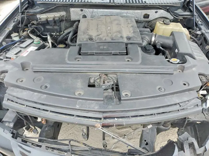 2014 LINCOLN NAVIGATOR   