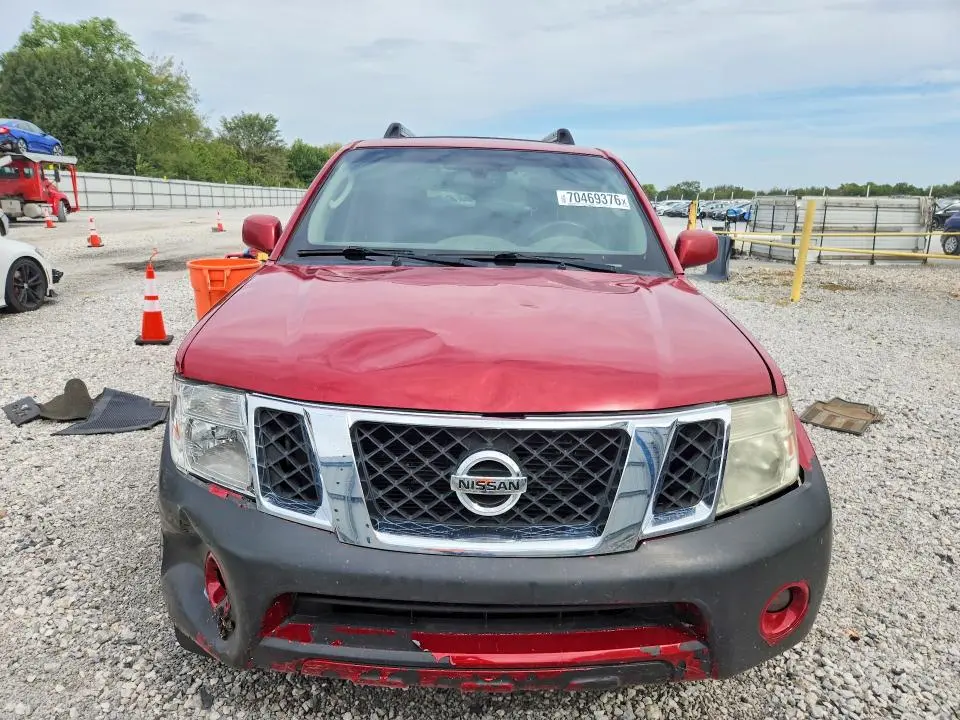 2011 NISSAN PATHFINDER S  