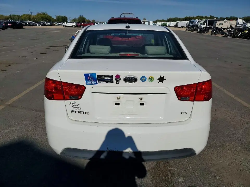 2010 KIA FORTE EX  
