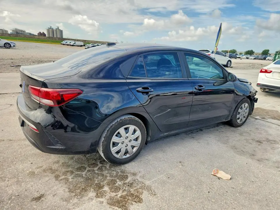 2023 KIA RIO LX  