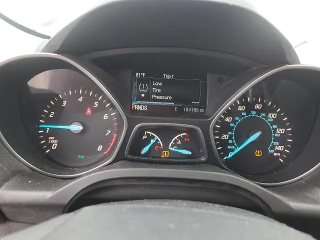 2015 FORD ESCAPE SE  
