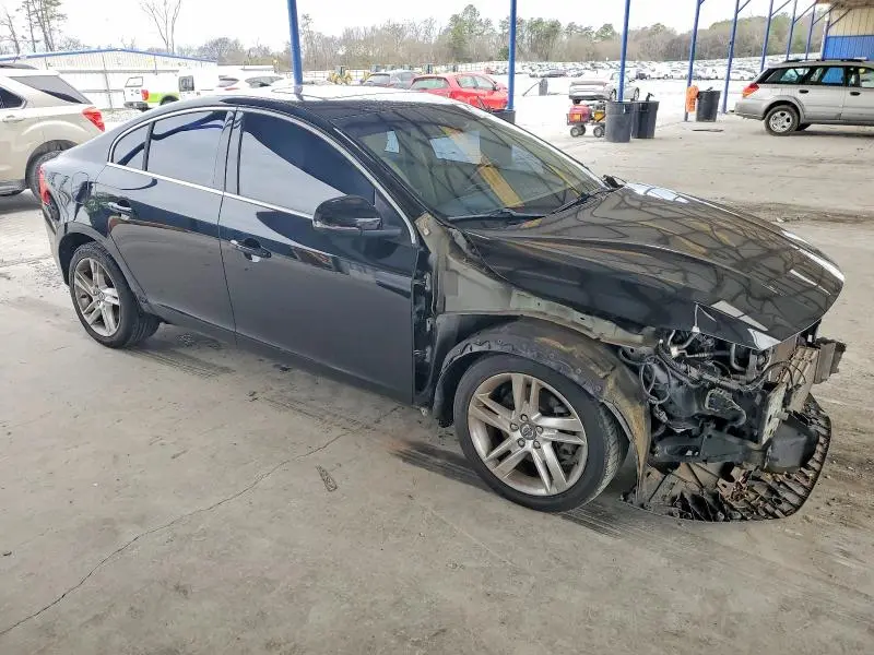 2015 VOLVO S60 PREMIER+  