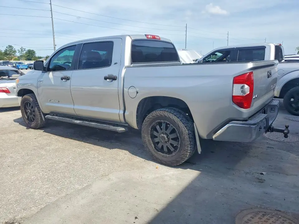 2015 TOYOTA TUNDRA SR5  