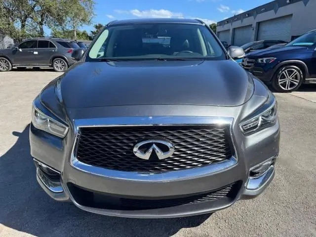 2019 INFINITI QX60 LUXE