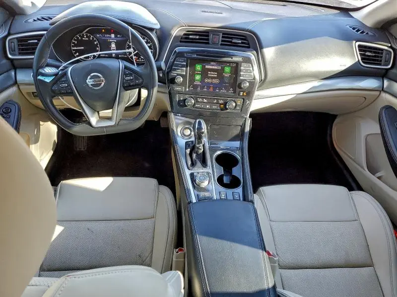 2022 NISSAN MAXIMA SV  