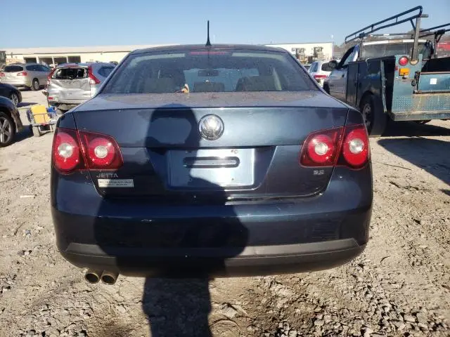 2010 VOLKSWAGEN JETTA S  