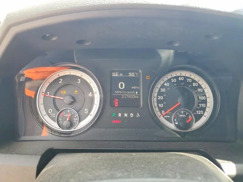 2015 RAM 1500 SLT  