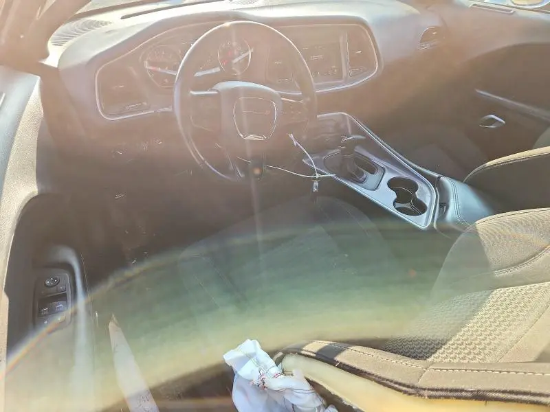 2022 DODGE CHALLENGER SXT  