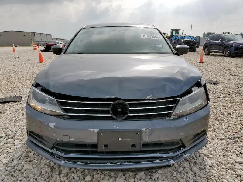 2016 VOLKSWAGEN JETTA SE  