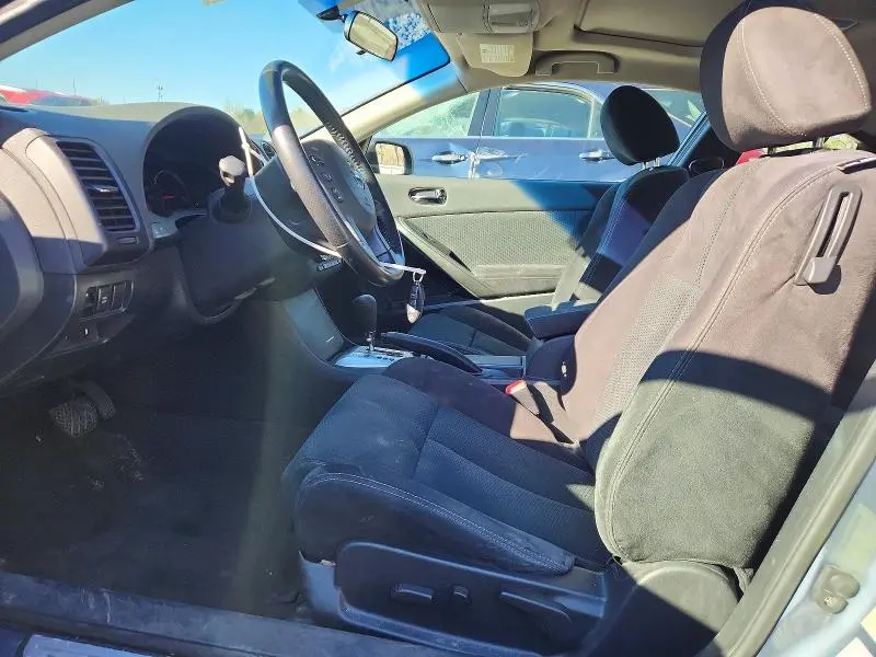2010 NISSAN ALTIMA S  