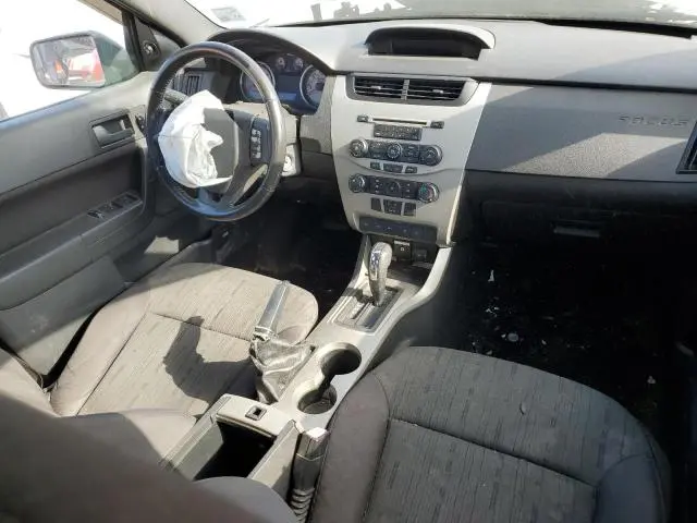 2011 FORD FOCUS SE  
