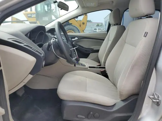 2015 FORD FOCUS SE  