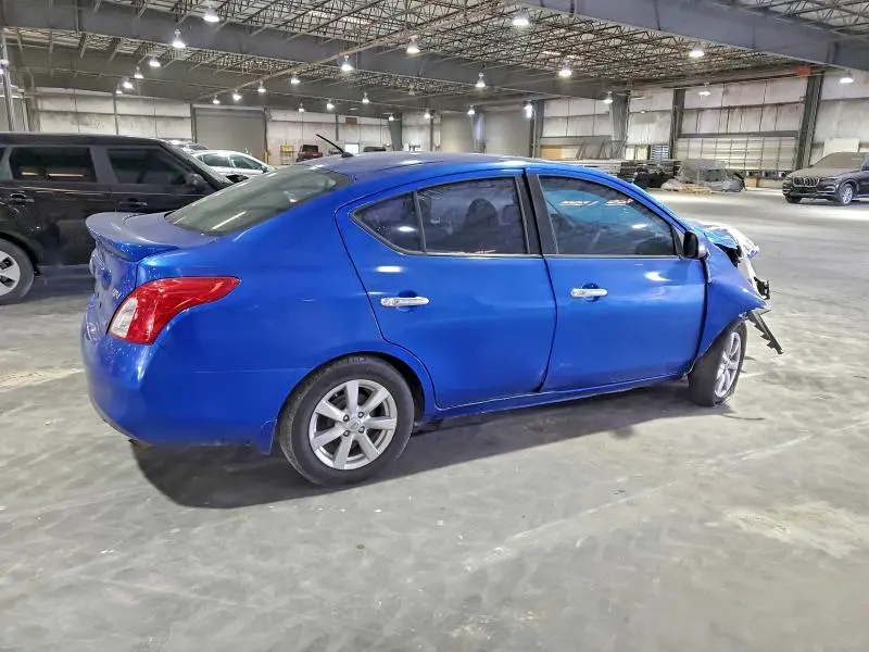 2014 NISSAN VERSA S  