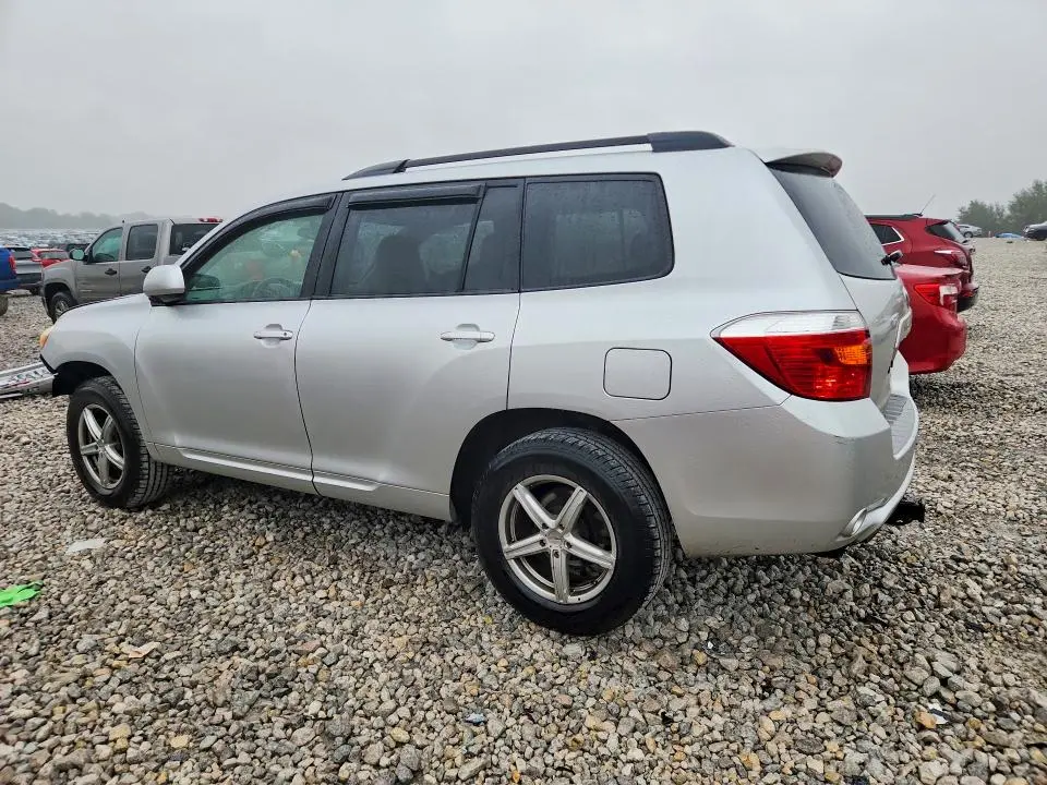 2010 TOYOTA HIGHLANDER BASE  