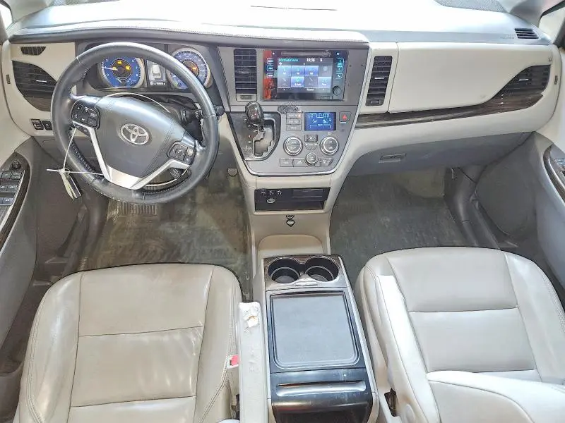 2015 TOYOTA SIENNA XLE 8-PASSENGER  