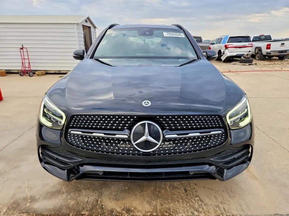 2022 MERCEDES-BENZ GLC 300  