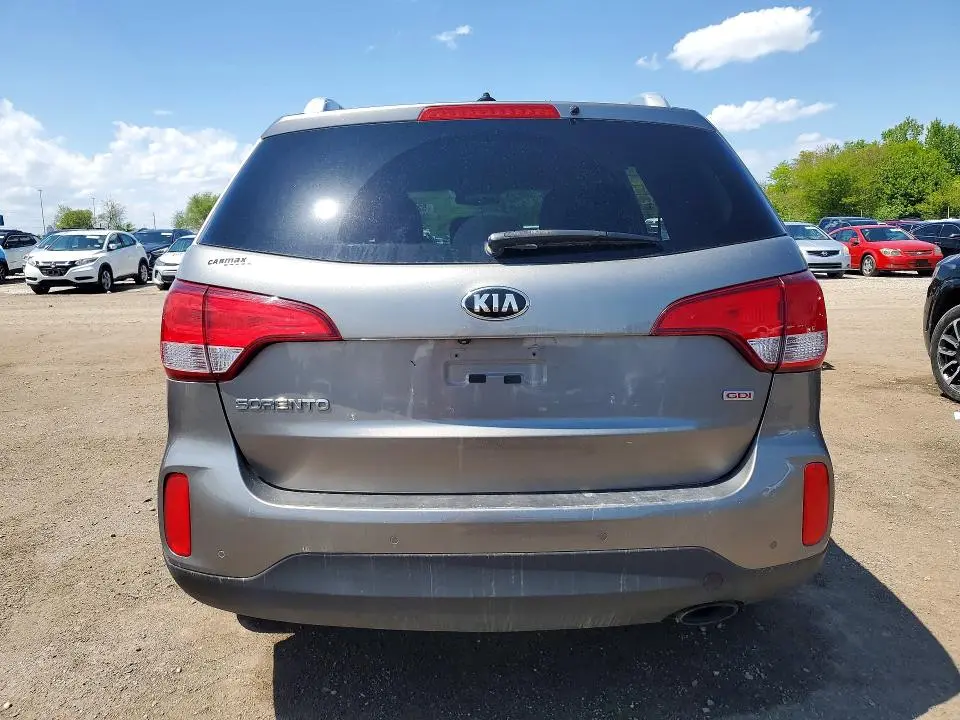 2015 KIA SORENTO LX  