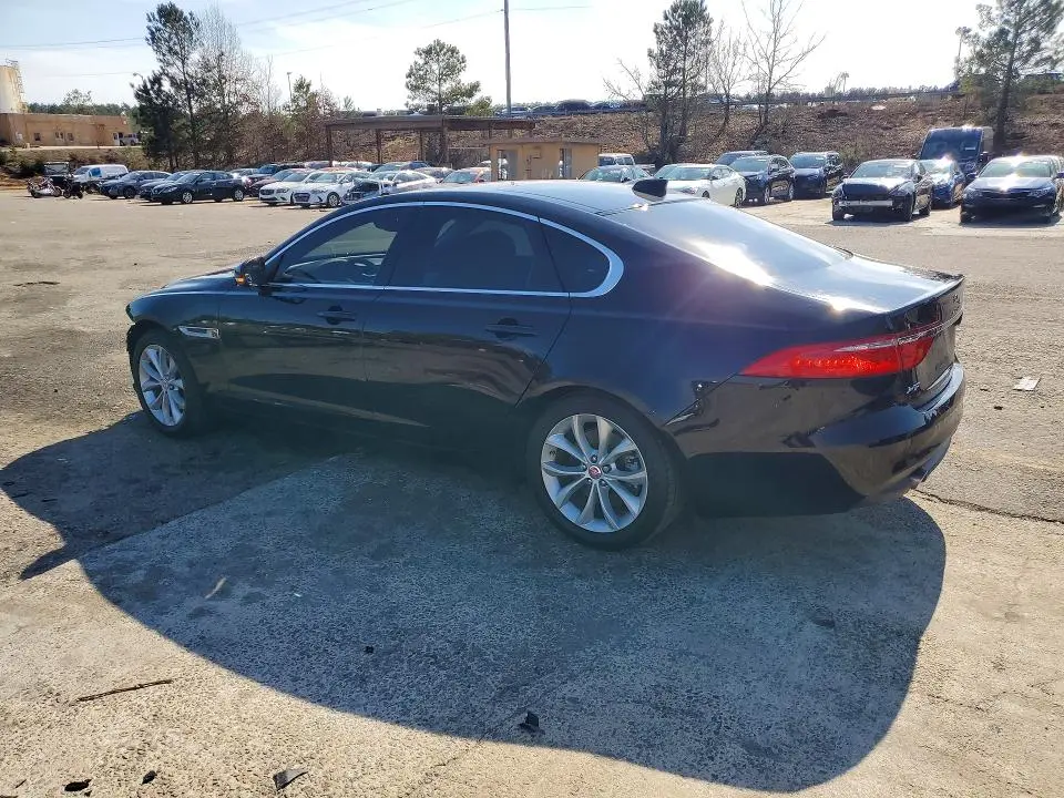 2020 JAGUAR XF PREMIUM  