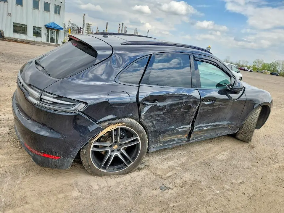 2020 PORSCHE MACAN   