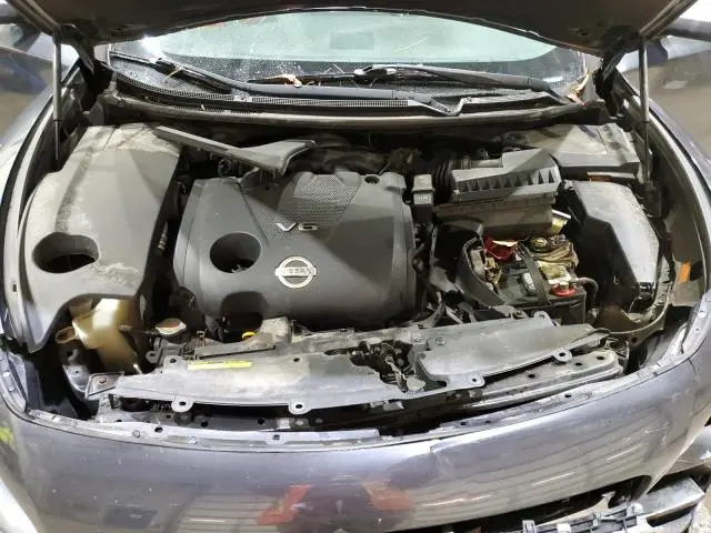 2012 NISSAN MAXIMA S  