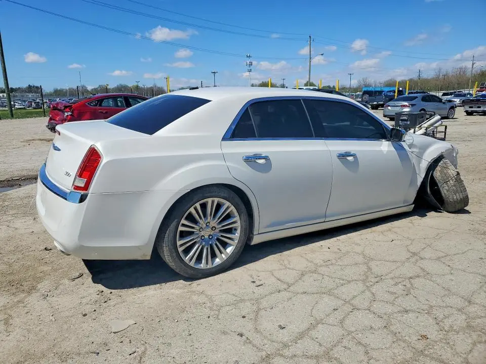 2011 CHRYSLER 300 LIMITED  