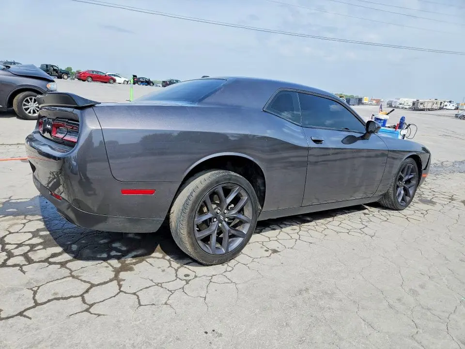 2023 DODGE CHALLENGER SXT  