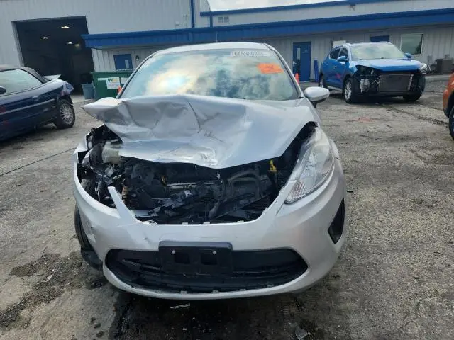 2013 FORD FIESTA SE  