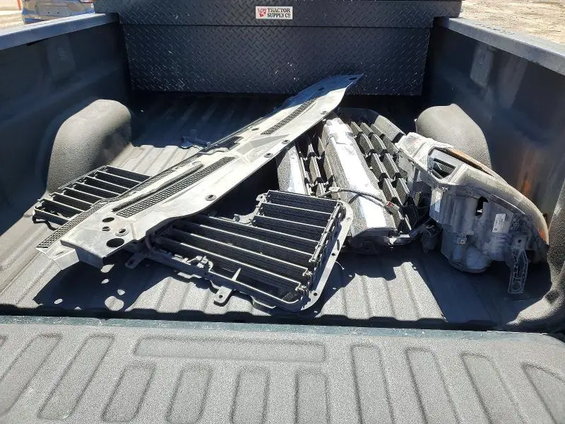 2017 CHEVROLET SILVERADO C1500 LT  