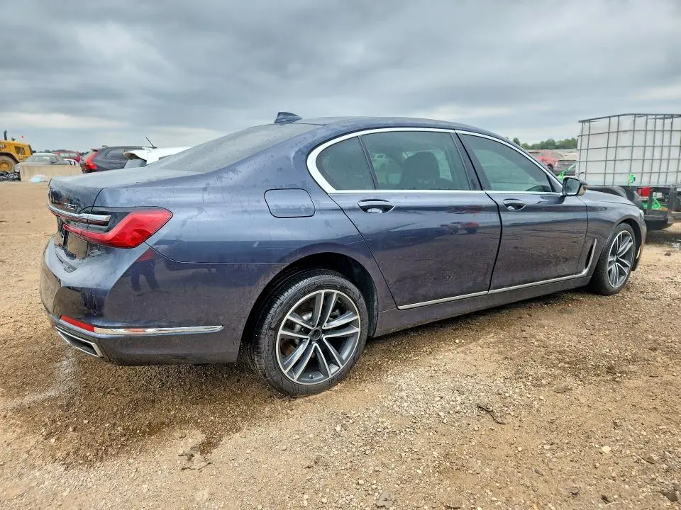 2020 BMW 750 XI  