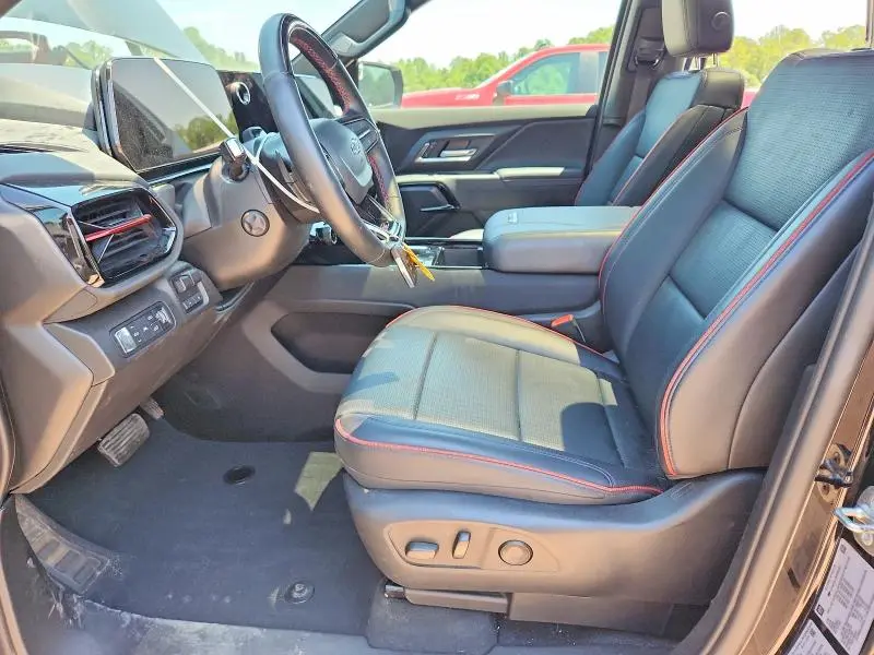2024 CHEVROLET SILVERADO RST  