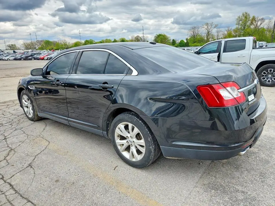 2010 FORD TAURUS SEL  