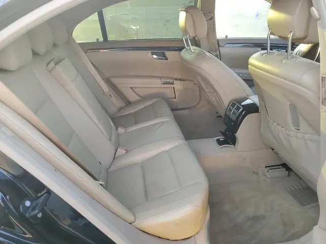 2011 MERCEDES-BENZ S 550  