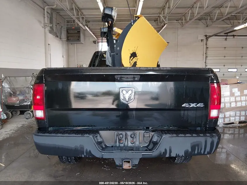 2018 RAM 2500 TRADESMAN  4X4 8' BOX
