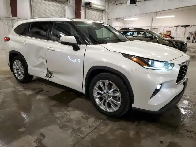 2020 TOYOTA HIGHLANDER LIMITED  