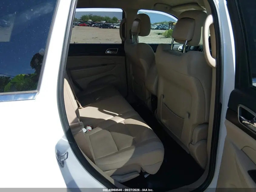 2017 JEEP GRAND CHEROKEE LAREDO 4X2