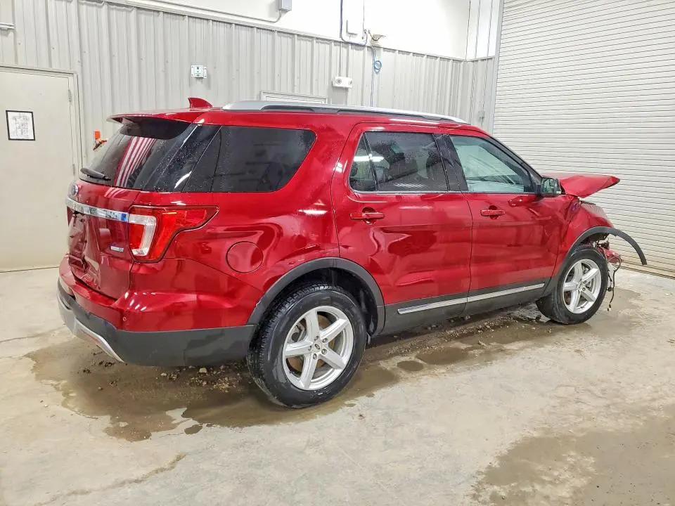 2016 FORD EXPLORER XLT  
