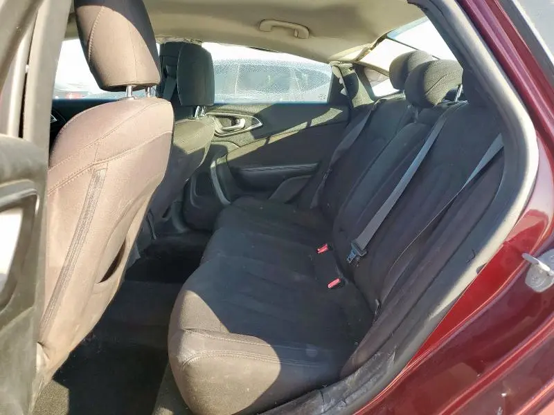 2015 CHRYSLER 200 LX