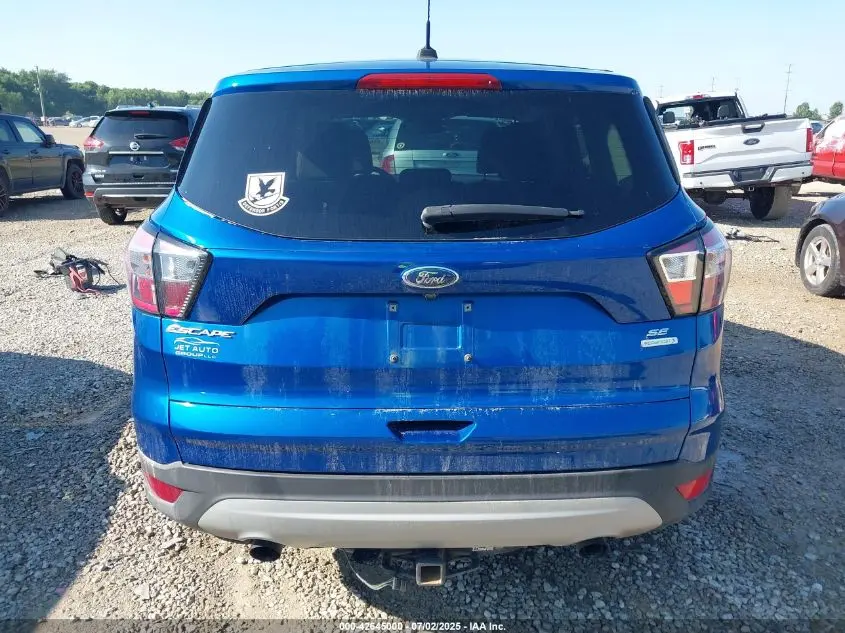 2017 FORD ESCAPE SE