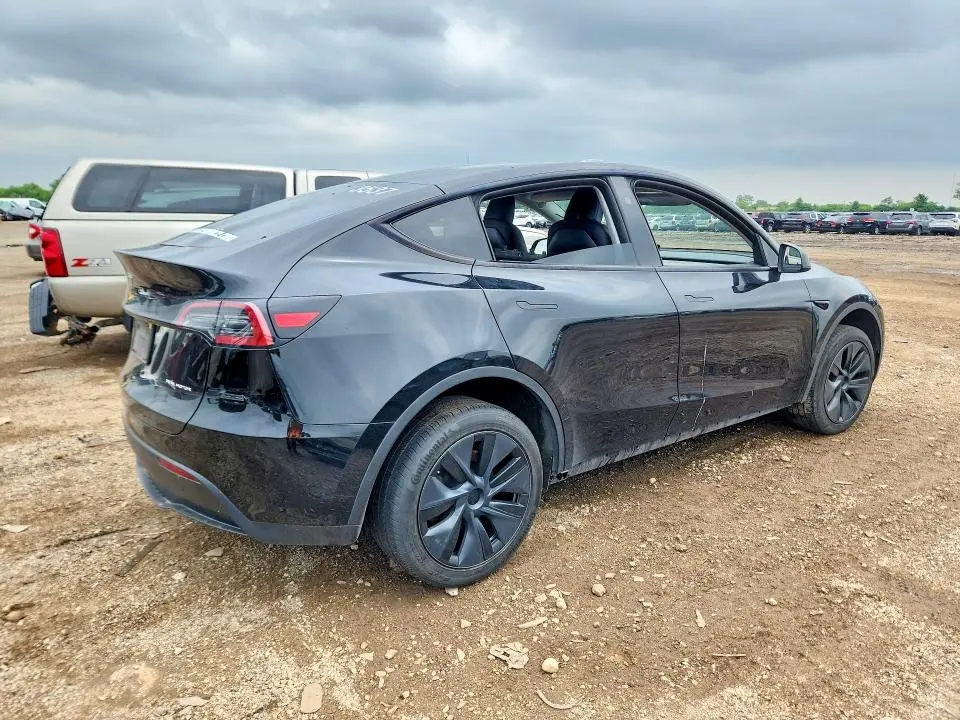 2024 TESLA MODEL Y   