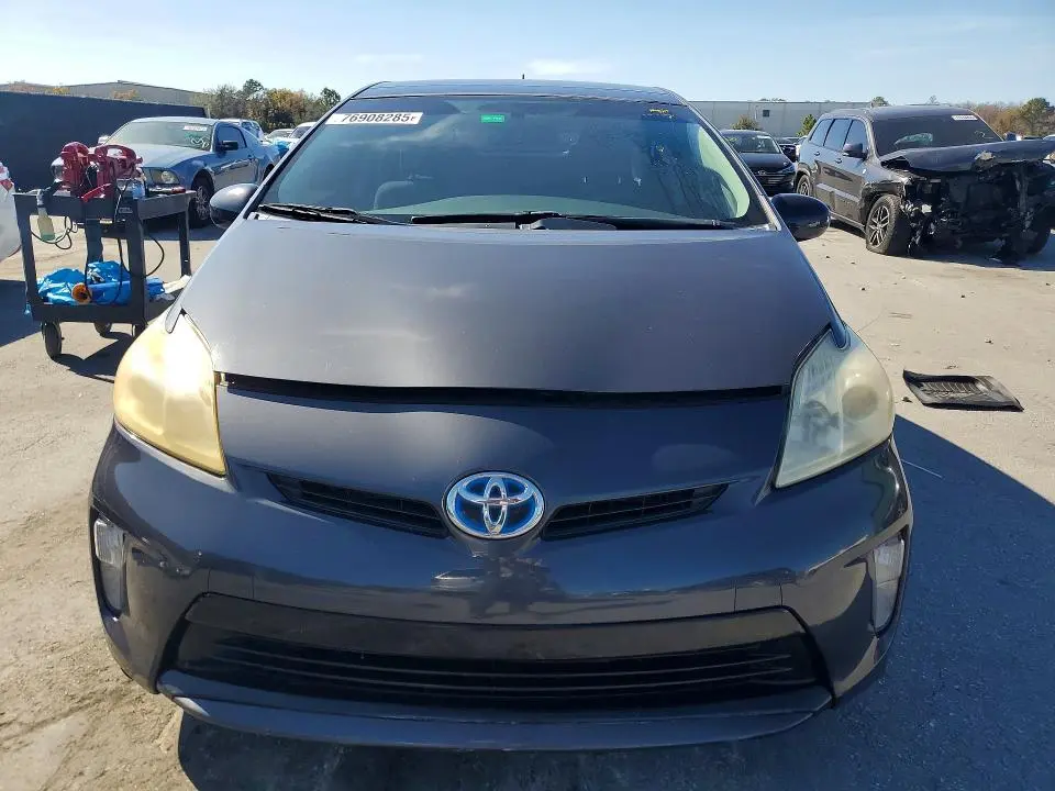 2013 TOYOTA PRIUS   