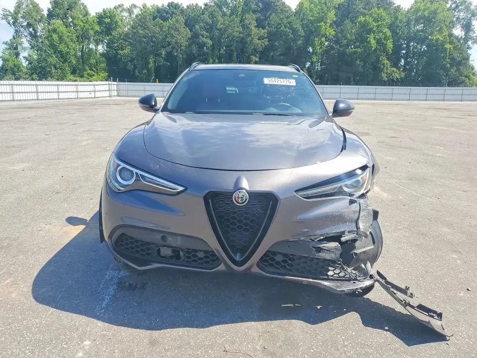 2022 ALFA ROMEO STELVIO TI  