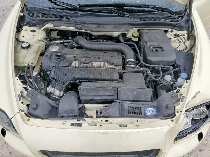2010 VOLVO C70 T5  