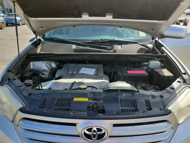 2012 TOYOTA HIGHLANDER BASE  