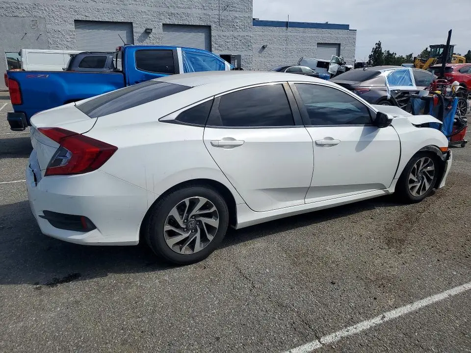 2018 HONDA CIVIC LX  