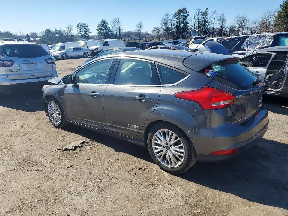 2017 FORD FOCUS TITANIUM  