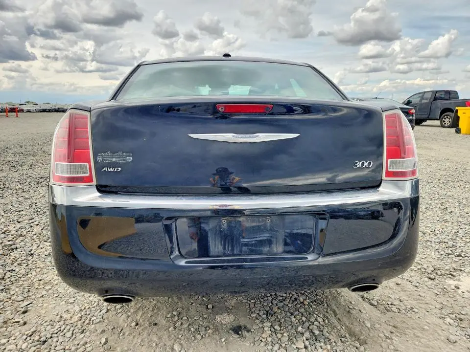 2013 CHRYSLER 300   
